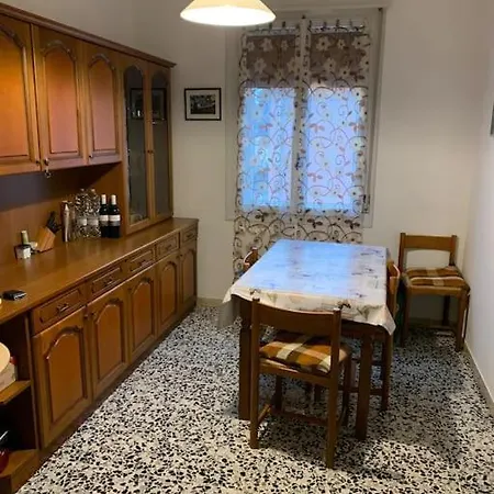 4 Bed Lejlighed